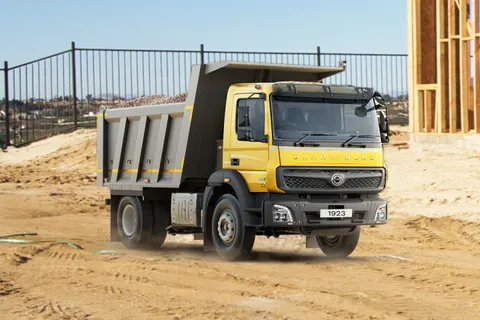 BharatBenz 1923C